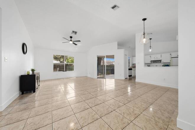 401 Hager Dr, Ocoee, FL 34761