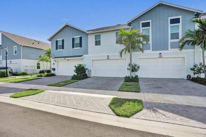 4508 Longwood Lake Sq, Westlake, FL 33470