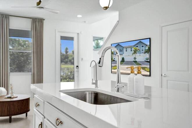 4508 Longwood Lake Sq, Westlake, FL 33470