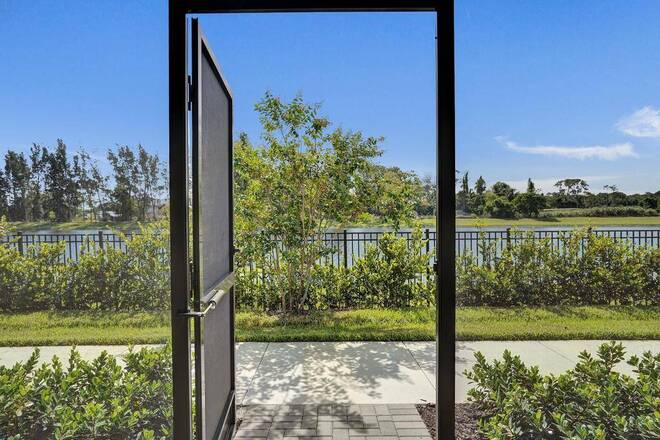 4508 Longwood Lake Sq, Westlake, FL 33470