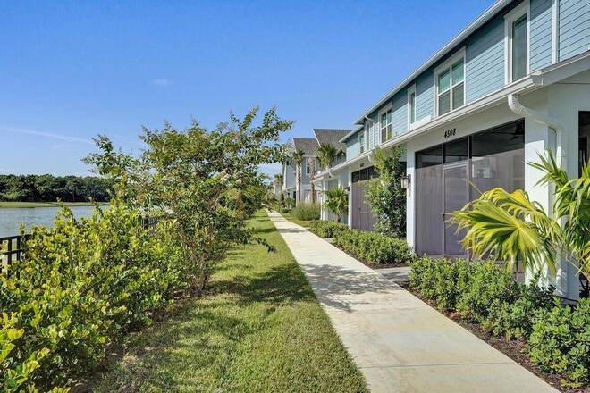 4508 Longwood Lake Sq, Westlake, FL 33470