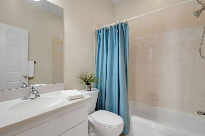 684 Grasslands Village Cir, Lakeland, FL 33803