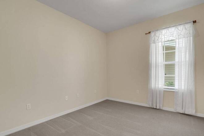 684 Grasslands Village Cir, Lakeland, FL 33803