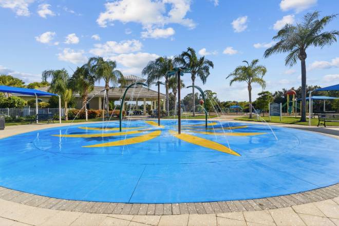 11579 Okaloosa Dr., Venice, FL 34293