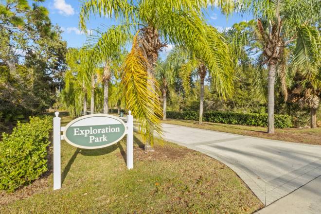 11579 Okaloosa Dr., Venice, FL 34293