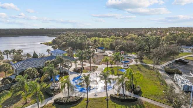 11579 Okaloosa Dr., Venice, FL 34293