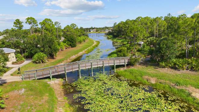 11579 Okaloosa Dr., Venice, FL 34293