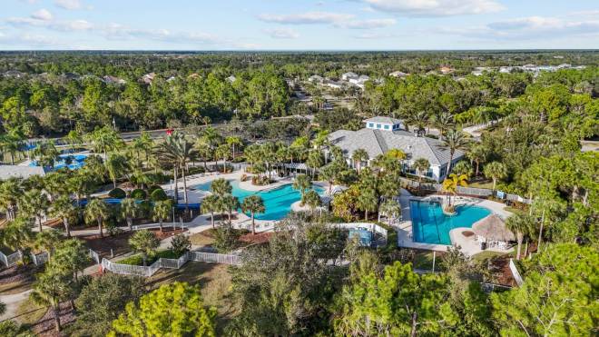 11579 Okaloosa Dr., Venice, FL 34293