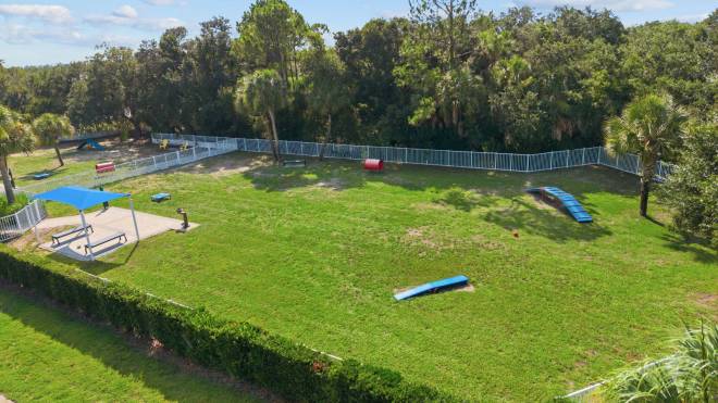 11579 Okaloosa Dr., Venice, FL 34293