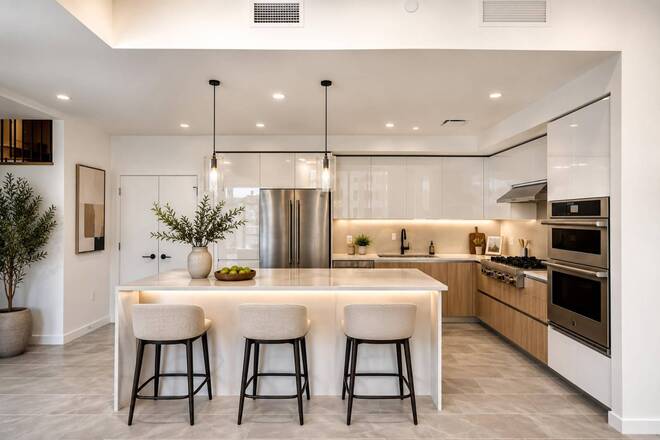 400 Central, #407, St Petersburg, FL 33701