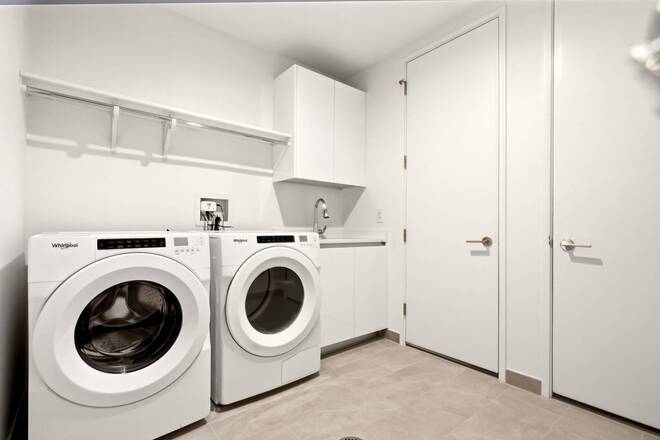 400 Central, #407, St Petersburg, FL 33701