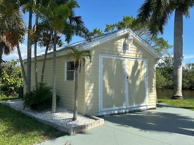 408 Hatchett Creek Rd, Venice, FL 34285