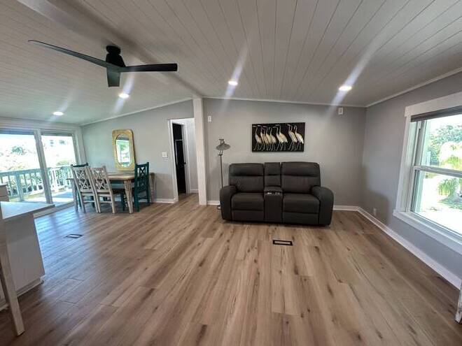 408 Hatchett Creek Rd, Venice, FL 34285