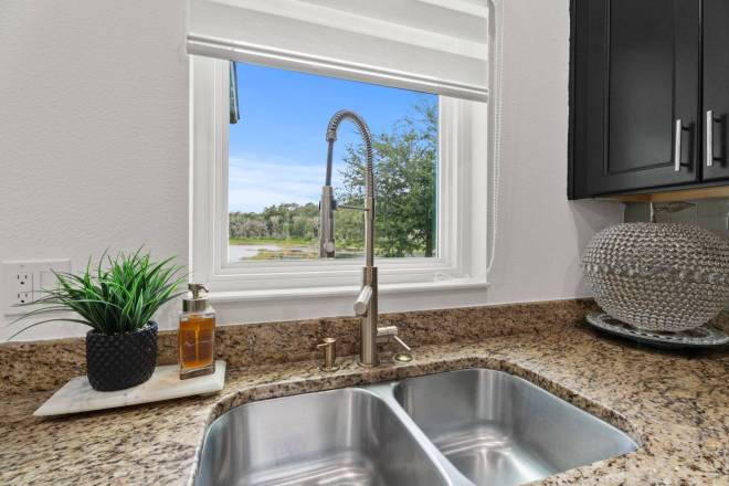 1748 Waterside Oaks Dr, Orange City, FL 32763