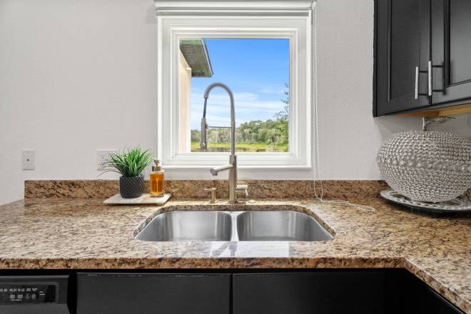 1748 Waterside Oaks Dr, Orange City, FL 32763