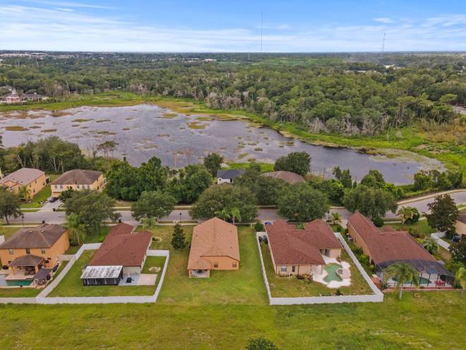 1748 Waterside Oaks Dr, Orange City, FL 32763