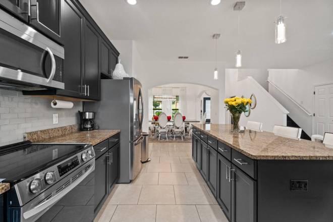 1748 Waterside Oaks Dr, Orange City, FL 32763