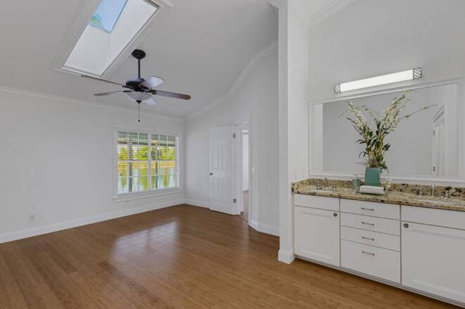 1154 Waterfall Ln, Lakeland, FL 33803