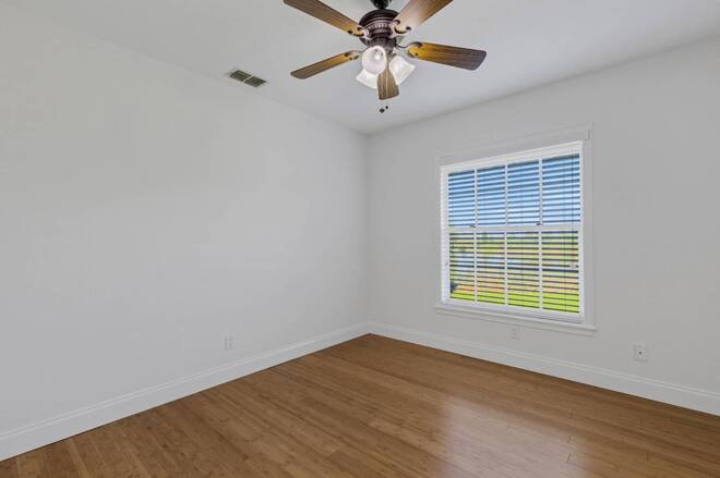 1154 Waterfall Ln, Lakeland, FL 33803