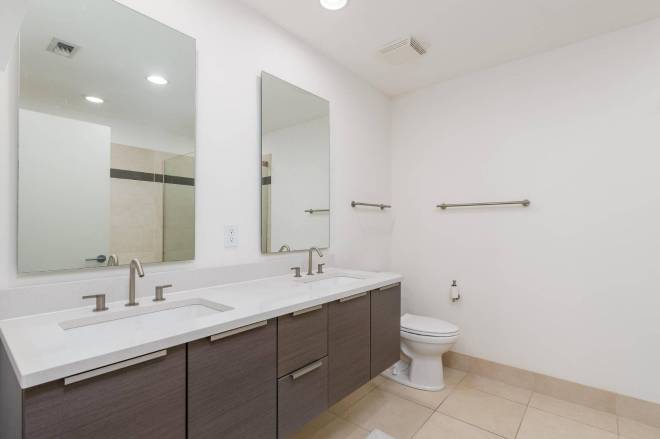 175 1st S St, #504, Saint Petersburg, FL 33701