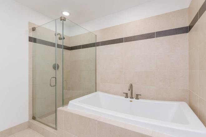 175 1st S St, #504, Saint Petersburg, FL 33701