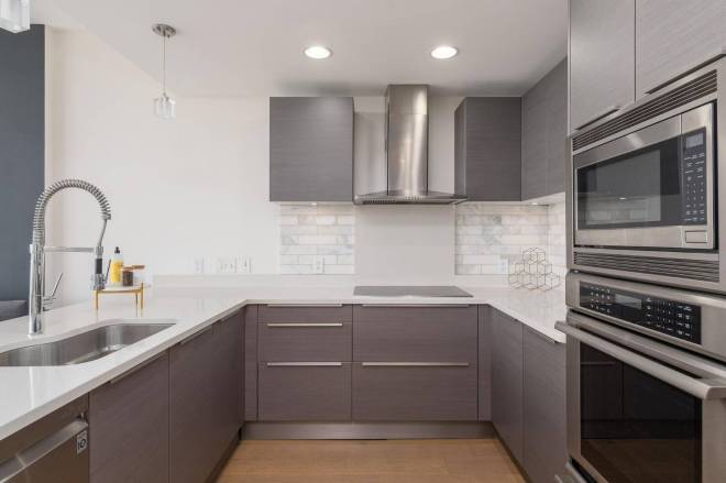 175 1st S St, #504, Saint Petersburg, FL 33701