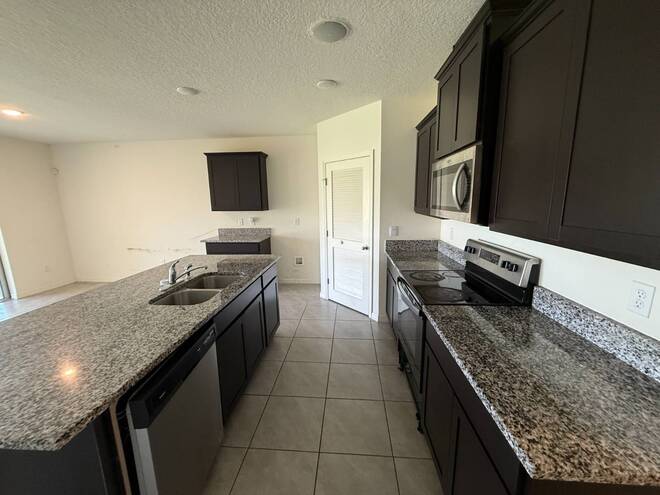 1345 Valley View Ave, Rockledge, FL 32955