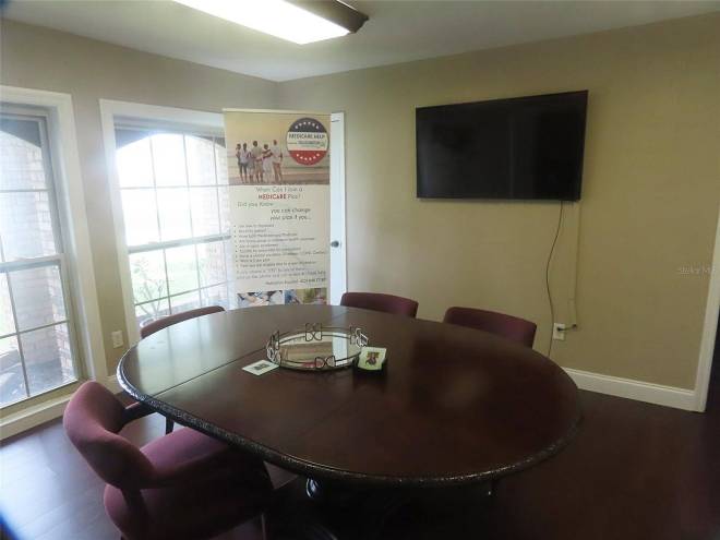 657 Maitland Ave, Altamonte Springs, FL 32701