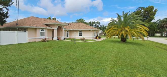 2 Barring Pl, Palm Coast, FL 32137
