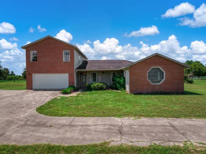 112 Park Land Dr, Lake Placid, FL 33852