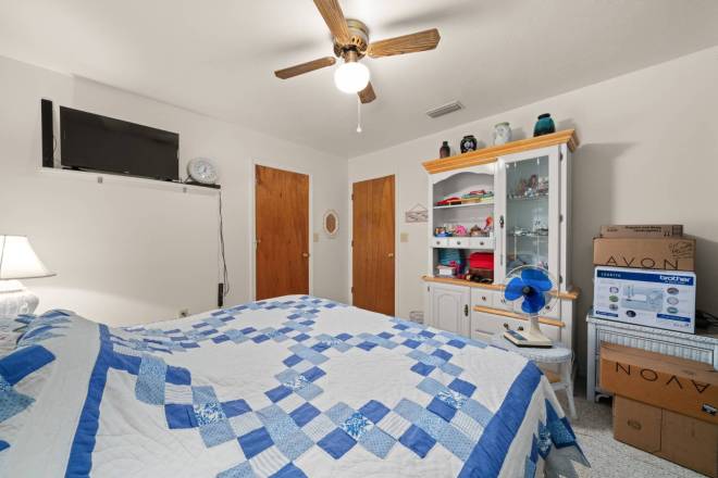 112 Park Land Dr, Lake Placid, FL 33852