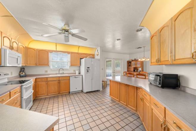 112 Park Land Dr, Lake Placid, FL 33852