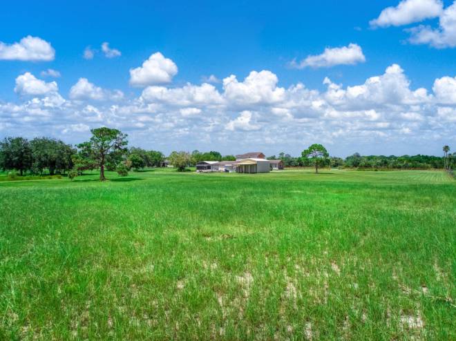 112 Park Land Dr, Lake Placid, FL 33852