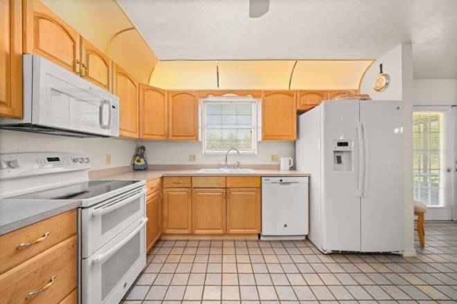 112 Park Land Dr, Lake Placid, FL 33852