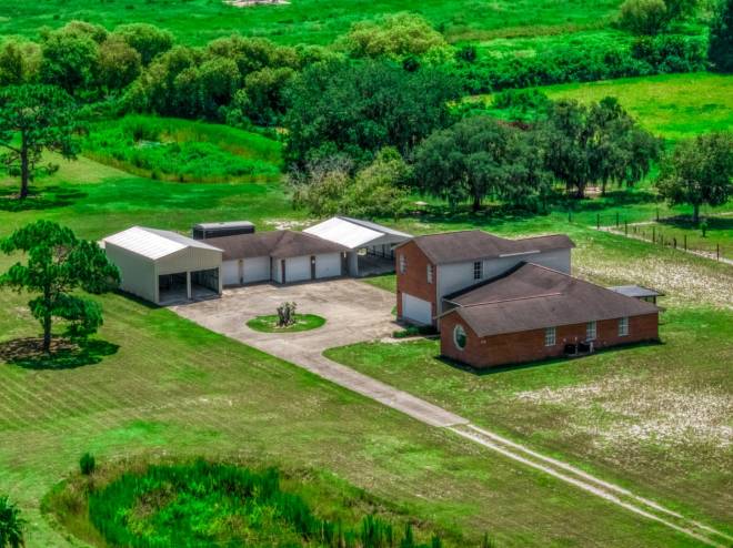 112 Park Land Dr, Lake Placid, FL 33852