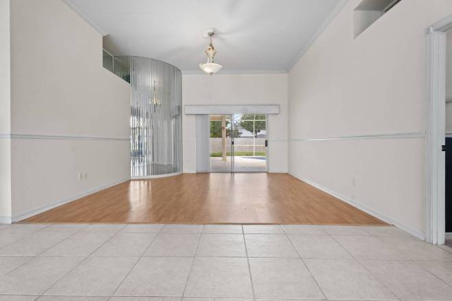 2087 Westbourne Dr, Oviedo, FL 32765