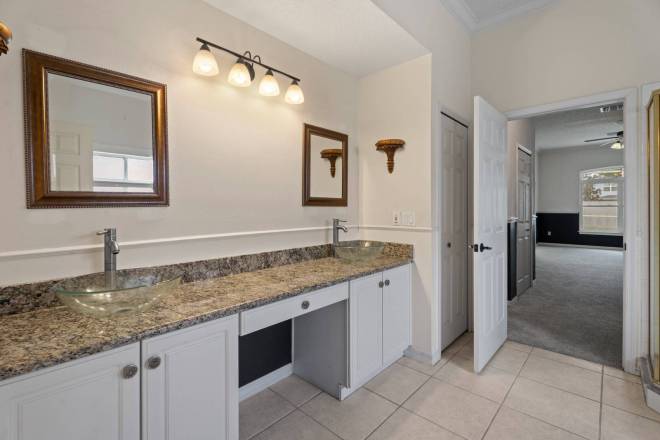 2087 Westbourne Dr, Oviedo, FL 32765