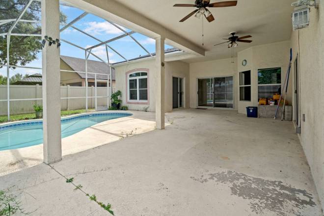 2087 Westbourne Dr, Oviedo, FL 32765