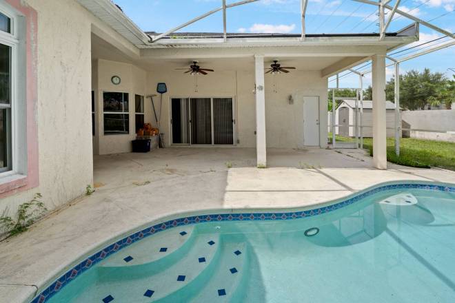 2087 Westbourne Dr, Oviedo, FL 32765