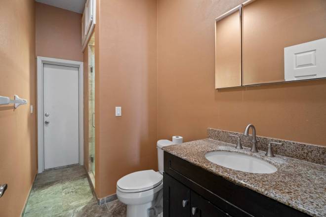 2087 Westbourne Dr, Oviedo, FL 32765