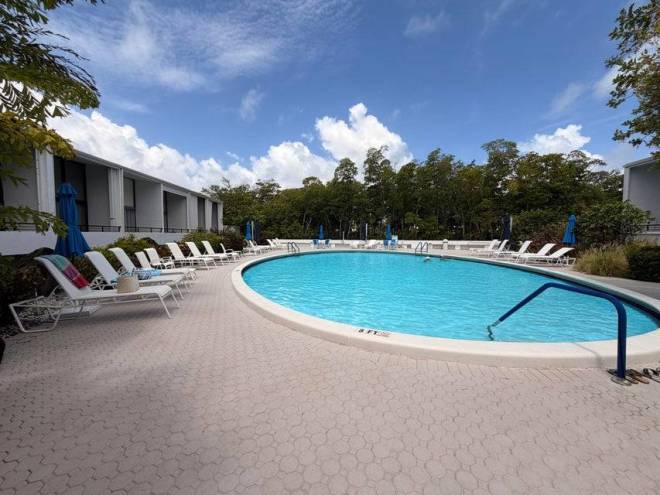 3589 S Ocean Blvd, South Palm Beach, FL 33480