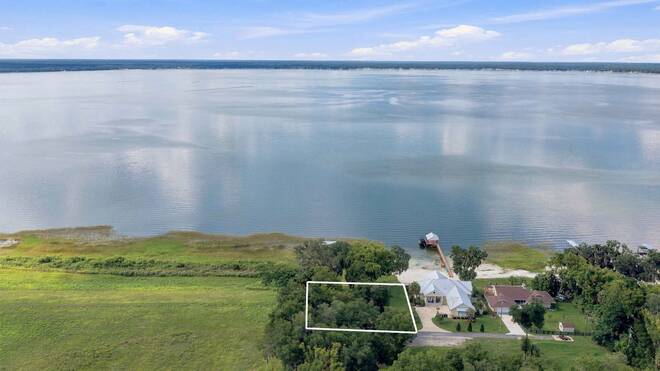 12929 SE Sunset Harbor Road, Weirsdale, FL 32195