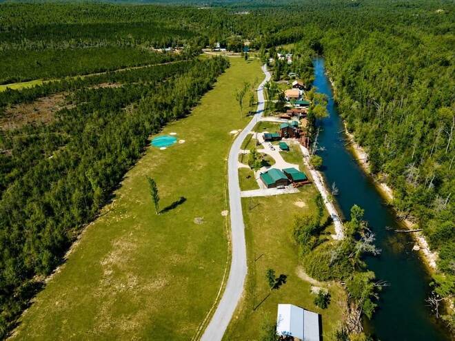20855 NW Lamb Eddy Rd., Altha, FL 32421