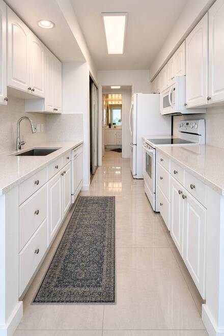 1620 Ocean Boulevard, #8H, Lauderdale-By-The-Sea, FL 33062