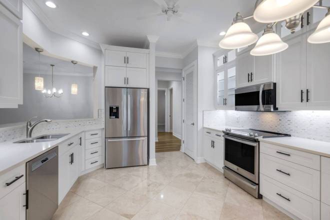 5021 Maxwell Cir, Naples, FL 34105