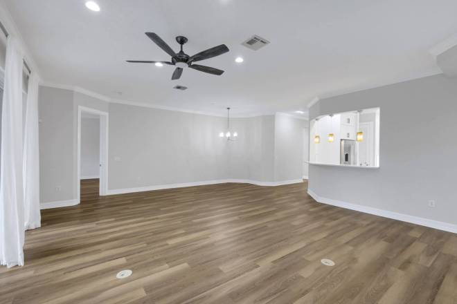 5021 Maxwell Cir, Naples, FL 34105