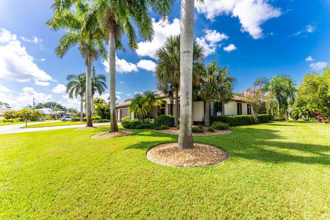 25279 PUNTA MADRYN AVE, Punta Gorda, FL 33983