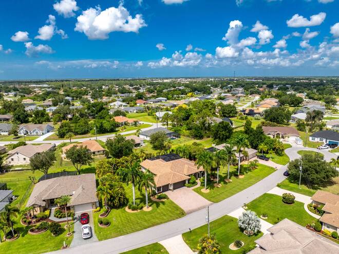 25279 PUNTA MADRYN AVE, Punta Gorda, FL 33983