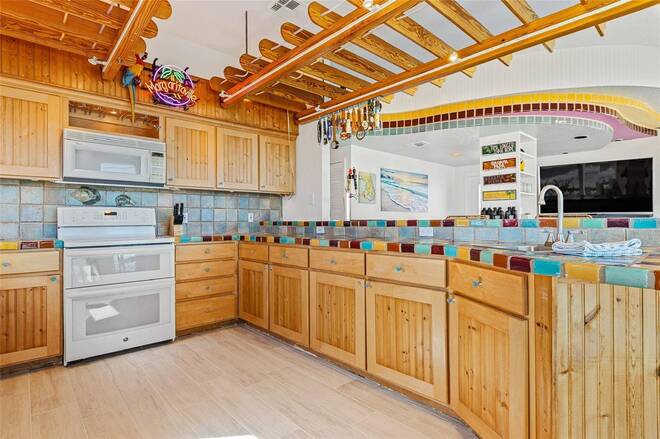 6618 S Atlantic Ave, New Smyrna Beach, FL 32169