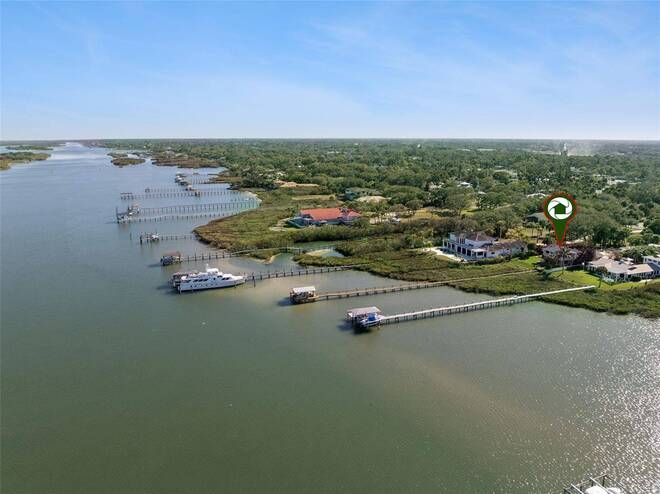 1703 S Riverside Dr, New Smyrna Beach, FL 32168